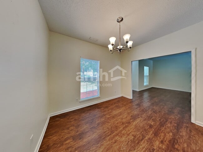 Photo - 1617 Oak Knoll Ln