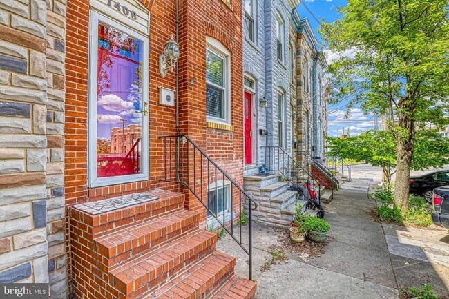 Photo - Live in the heart of the hottest neighborh...