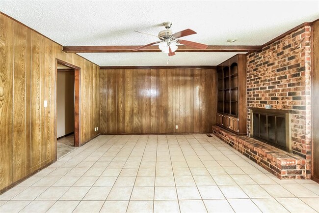 Photo - 1512 NE 1st St