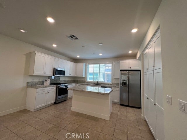 Building Photo - 18316 Iris Ln Rental