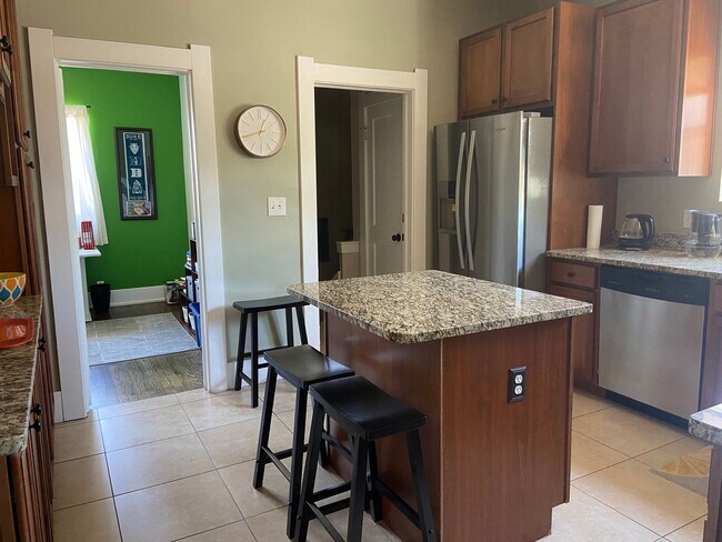 Photo - 1554 Osceola St