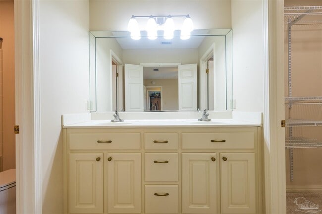 Photo - 3241 Wythe Cir