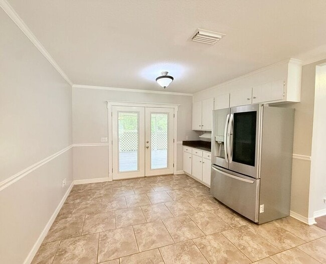 Photo - 5136 Hamilton Ln