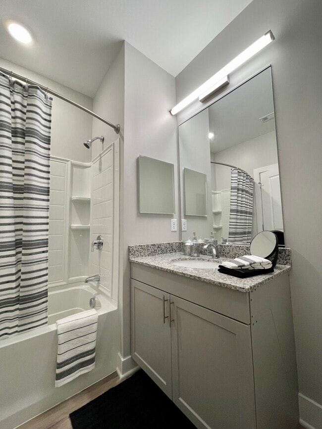 The Residences at Crosstree Apartments Freeport, ME