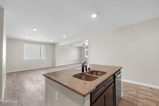 Photo - 12474 Stansbury Dr