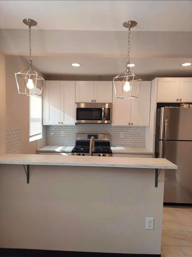 Photo - 6135 MacBeth Dr Unidad 1