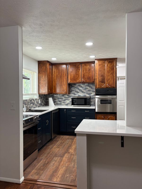 Photo - 1352 Meredith Dr