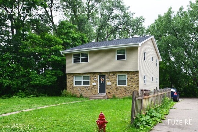 Building Photo - 1209 Circle Terrace Blvd NE Rental
