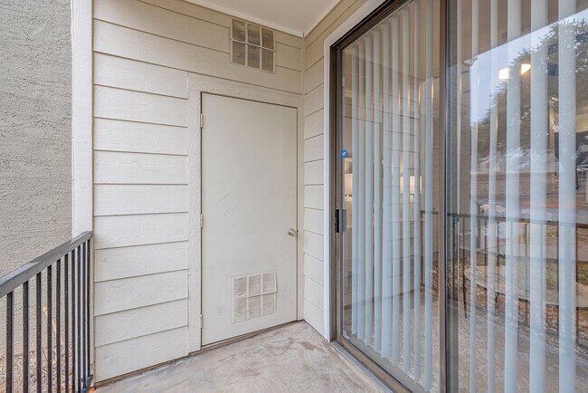 Photo - 12113 Metric Blvd Unit 1033