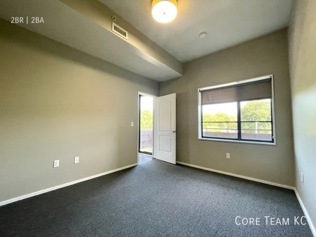 Photo - 3632 Gillham Rd Unit N302