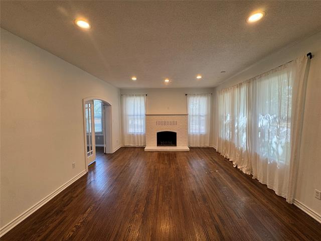 Photo - 2565 Shirley Ave