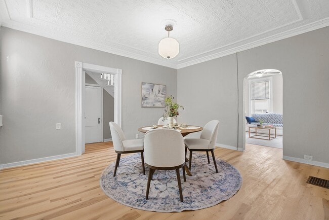 Photo - 1123 Brabec St