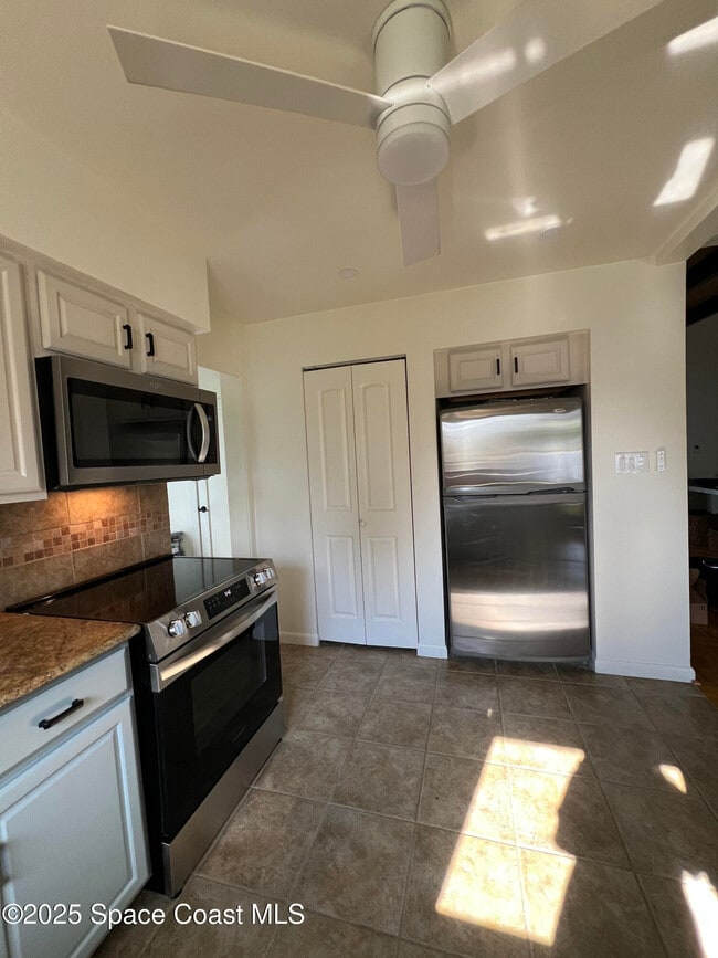 Photo - 2245 Sunset Ave