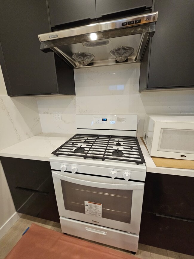 Photo - 886 Barri Dr