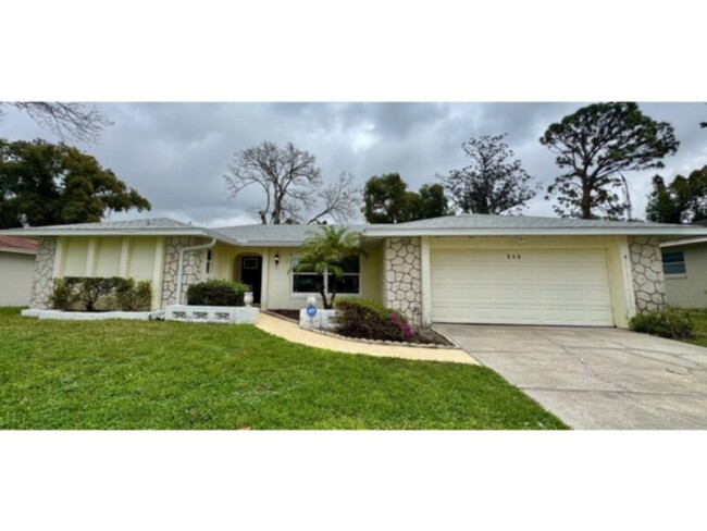 Gorgeous 4 Bedroom, 2 Bathroom Updated Hom... - Gorgeous 4 Bedroom, 2 Bathroom Updated Hom... Casa