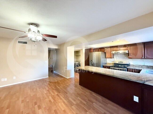 Photo - 170 E Guadalupe Rd