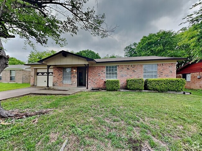 Building Photo - 1233 Saturn Dr Rental