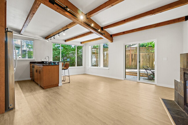 Photo - 18012 Stone Ave N