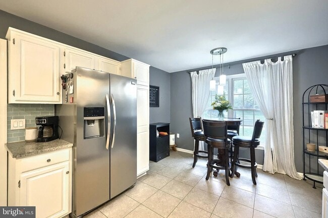 Photo - 416 Huntington Dr