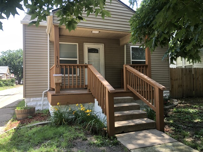 Photo - 110 N Erie St Casa