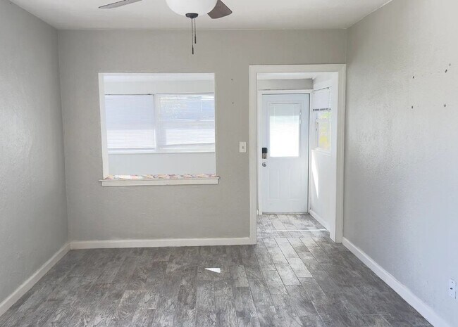 Photo - Beautifully Updated Unfurnished 1 Bed | 1 Bath Duplex in Prime Gulfport Location!