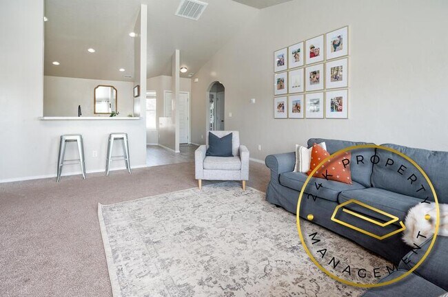 Photo - 74 W Havasu Falls St