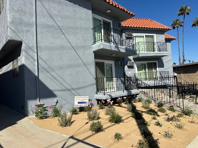 Photo - 10541 National Blvd Unit 18