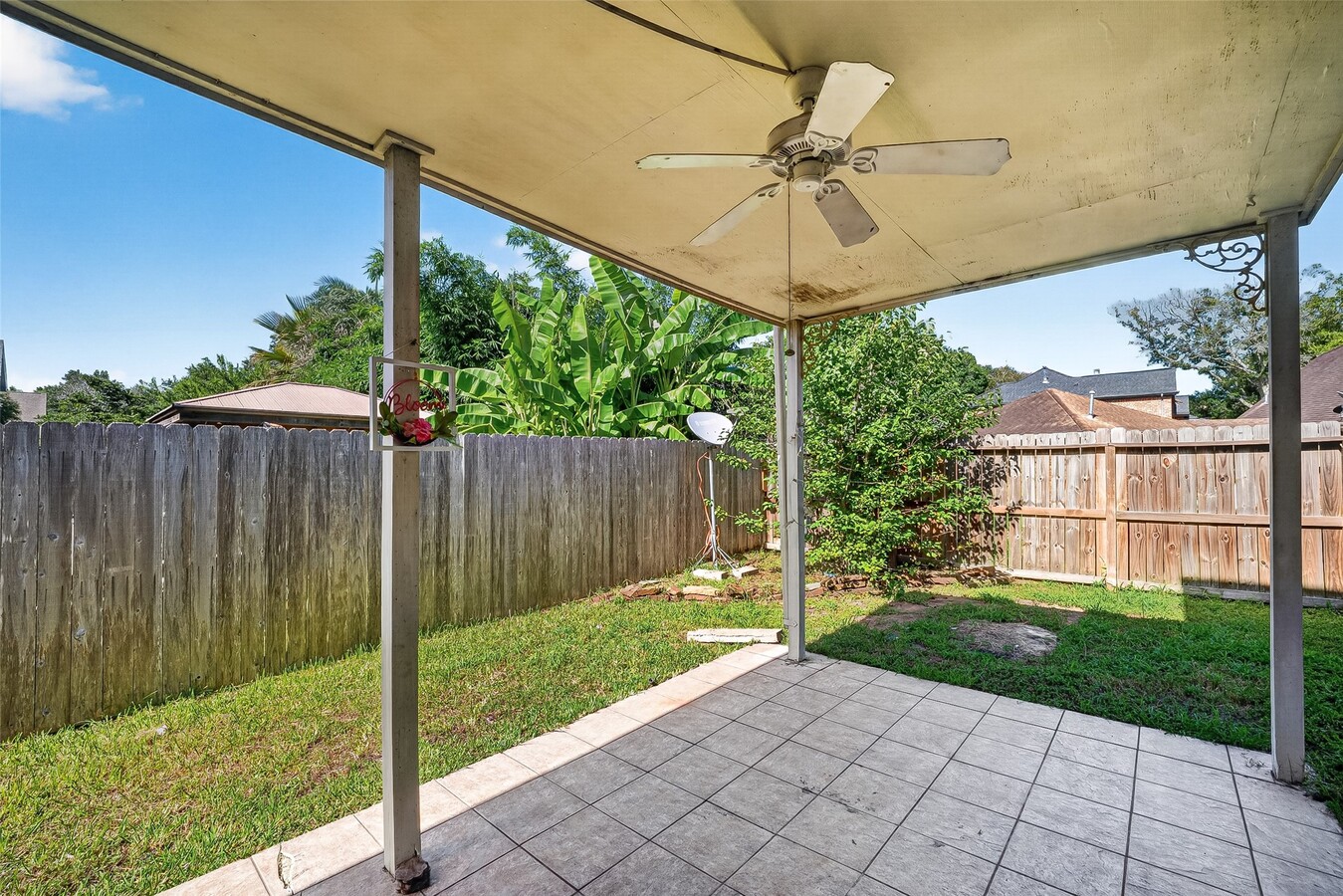 Photo - 2411 Charter Oaks Ct