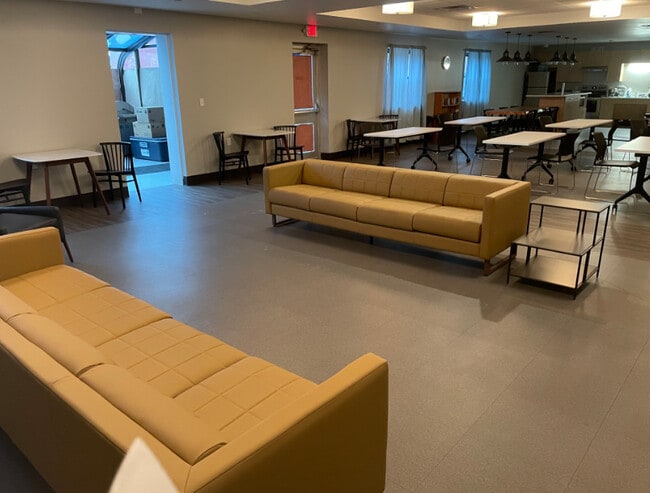 Photo - O'Neil Apartments