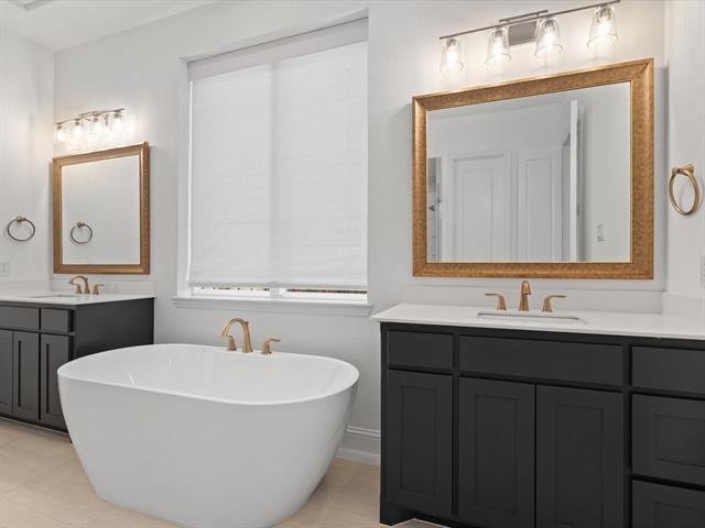 Photo - 2370 Red Cedar Trl