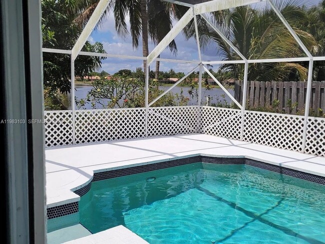 Photo - 412 NW 72nd St