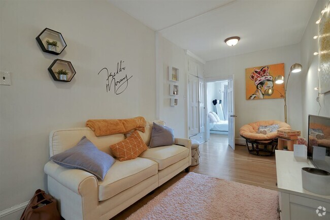 Building Photo - 402 Monroe St Unit 4L Rental