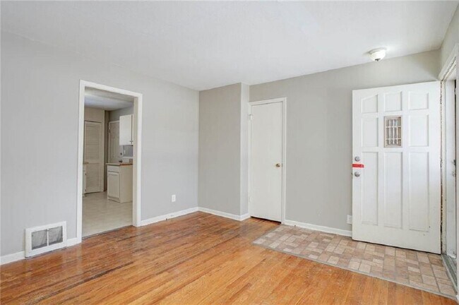 Photo - 10516-10516 E 10th St S Unit 10514 E 10th St S