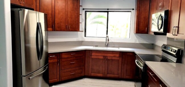 Photo - Eden at Haiku - Lush tropical forest setting under the Koolau Mountains