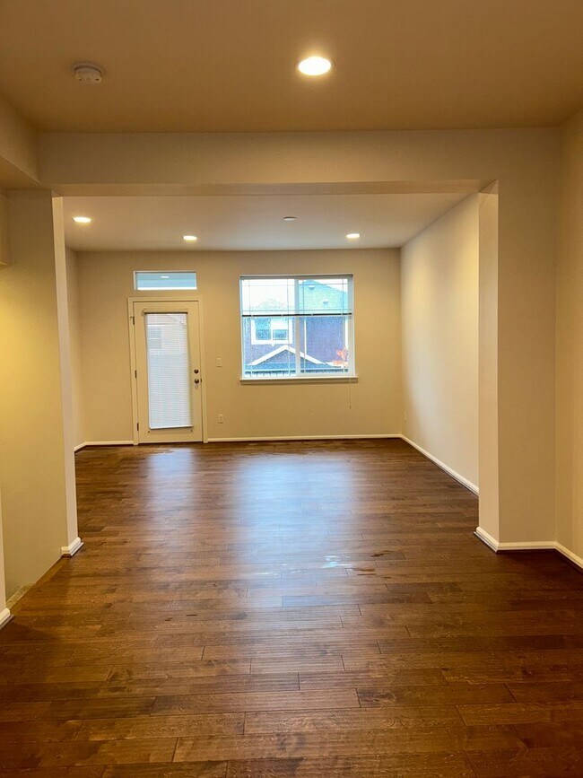 Highpoint 3BD/3BA Townhouse with all the e... House Rental in Seattle
