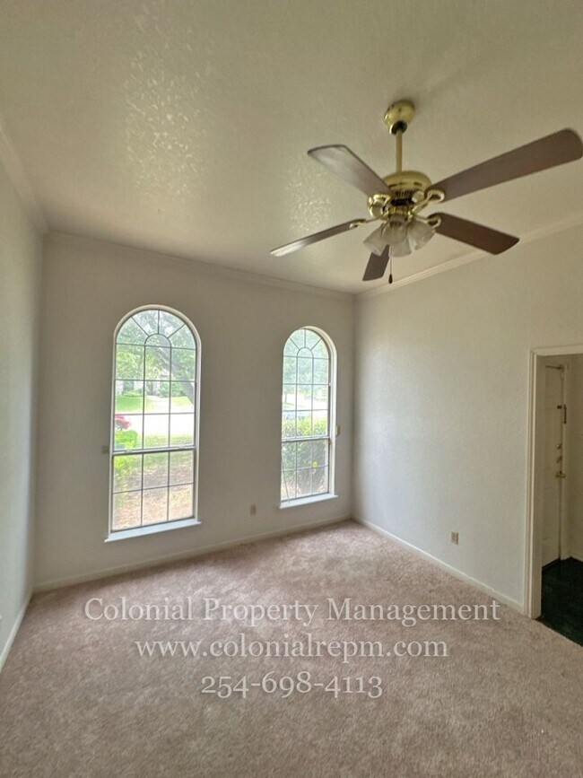 Photo - 1908 Wolverine Trail