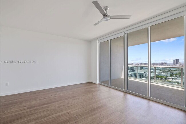 Photo - 1500 Bay Dr Unit 1107