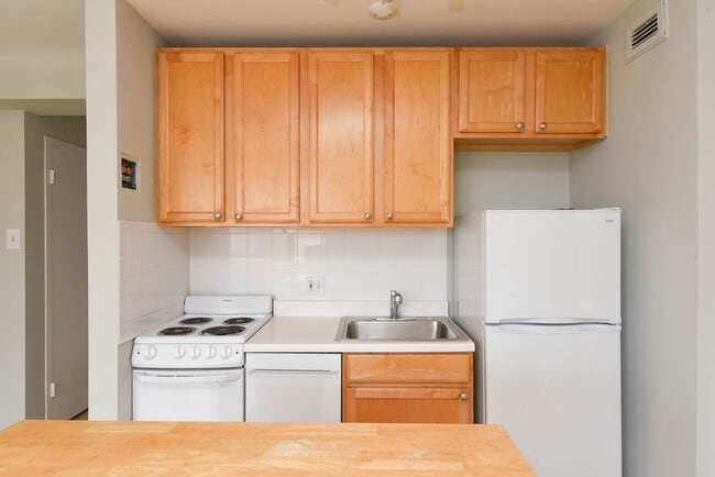 428 W Wellington Ave Unit D12