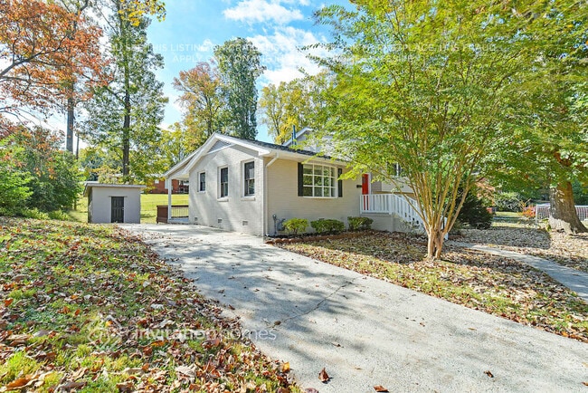 Photo - 3938 Somerdale Ln