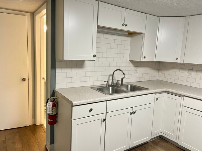 Photo - RADER 1321 Unit 3