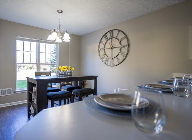 Photo - 769 Royal Sunset Dr