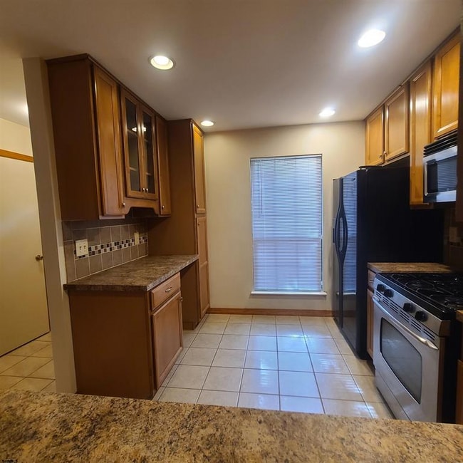 Photo - 78 Cheshire Dr