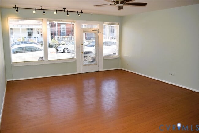 Photo - 322 S Pine St Unidad 1