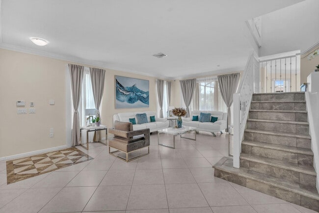 Photo - 16389 SW 31st St