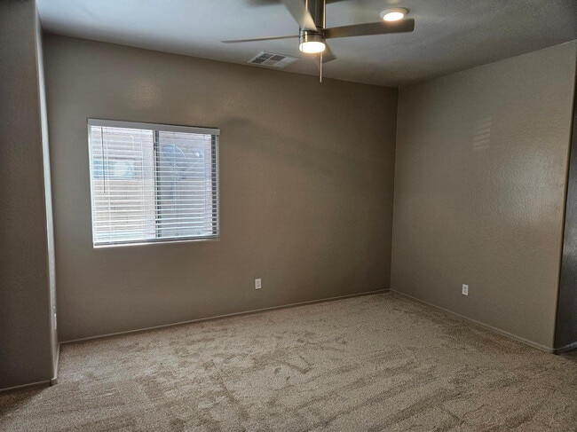 Photo - 36337 W Velazquez Dr