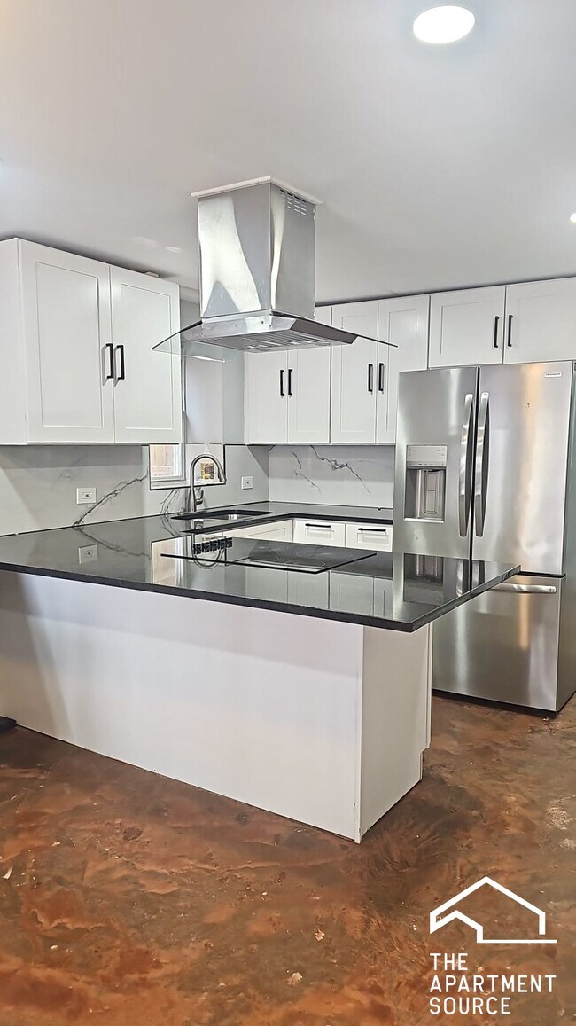 Photo - 3539 W Grenshaw St Unidad G