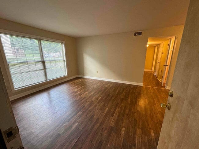 Photo - 1801 Marion Manor Dr