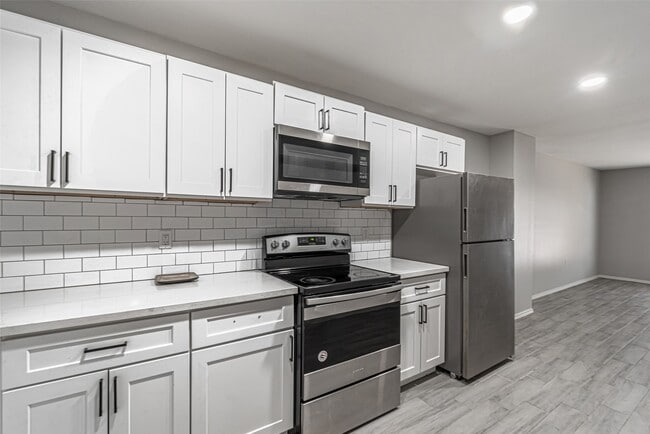 Photo - 9711 Linkmeadow Ln Unit 3