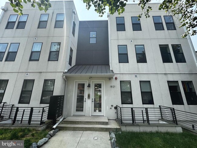 Photo - 1821 I St NE Apartamento Unidad 3
