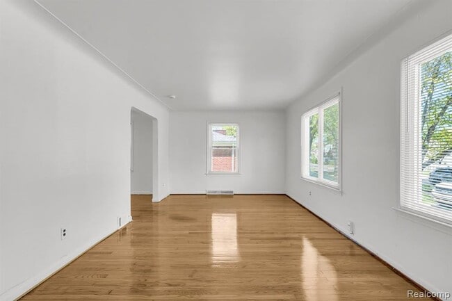 Photo - 18792 Old Homestead Dr